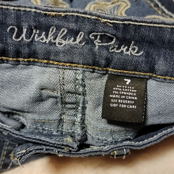 Wishful Park distressed dark washed skinny denim jeans Low rise fit Size 7 - Picture 7 of 7